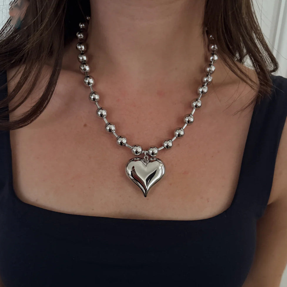 SILVER Chunky Heart Necklace