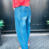 Basic Slouchy Barrel Jeans - MEDIUM WASH