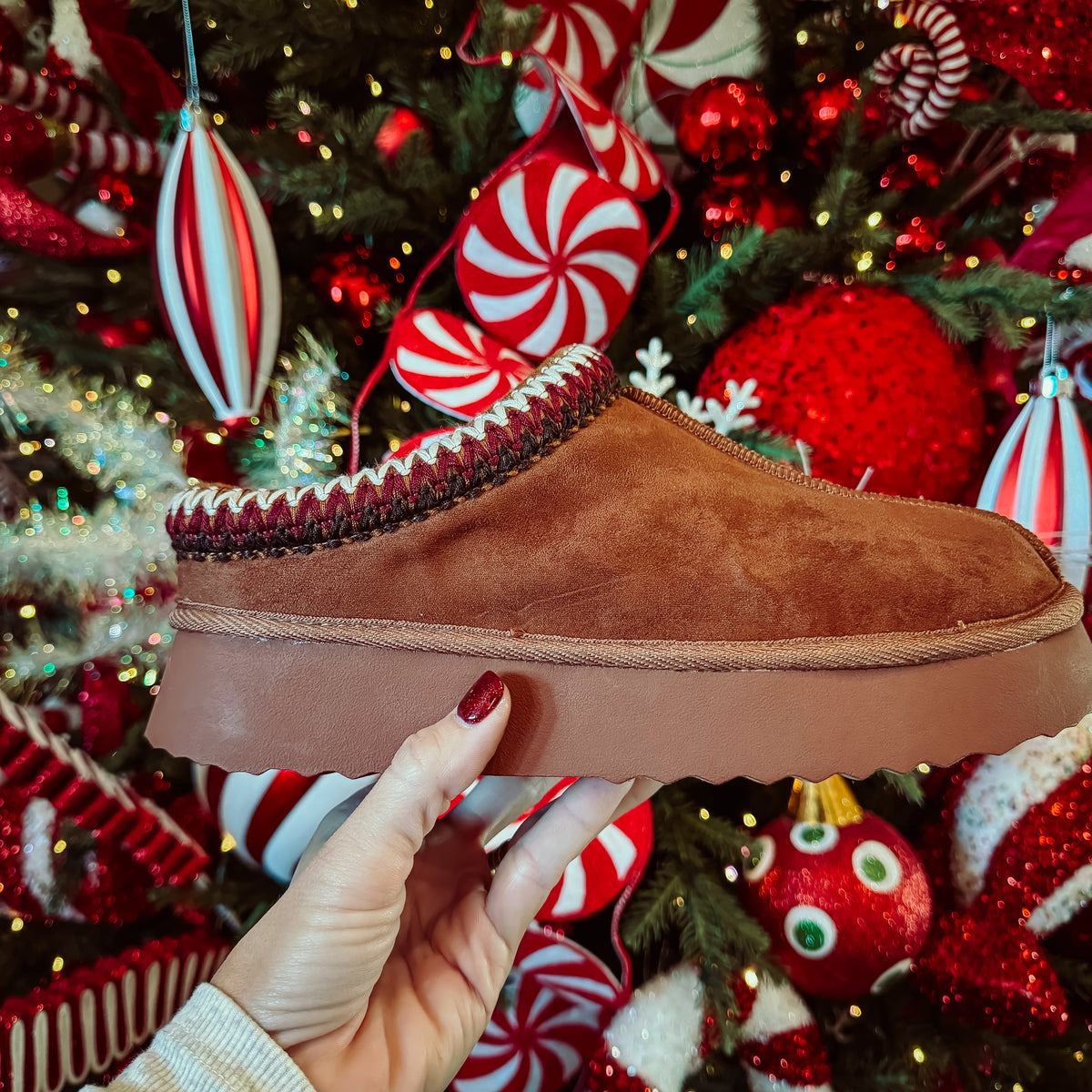 Holiday Clog Slippers - COGNAC