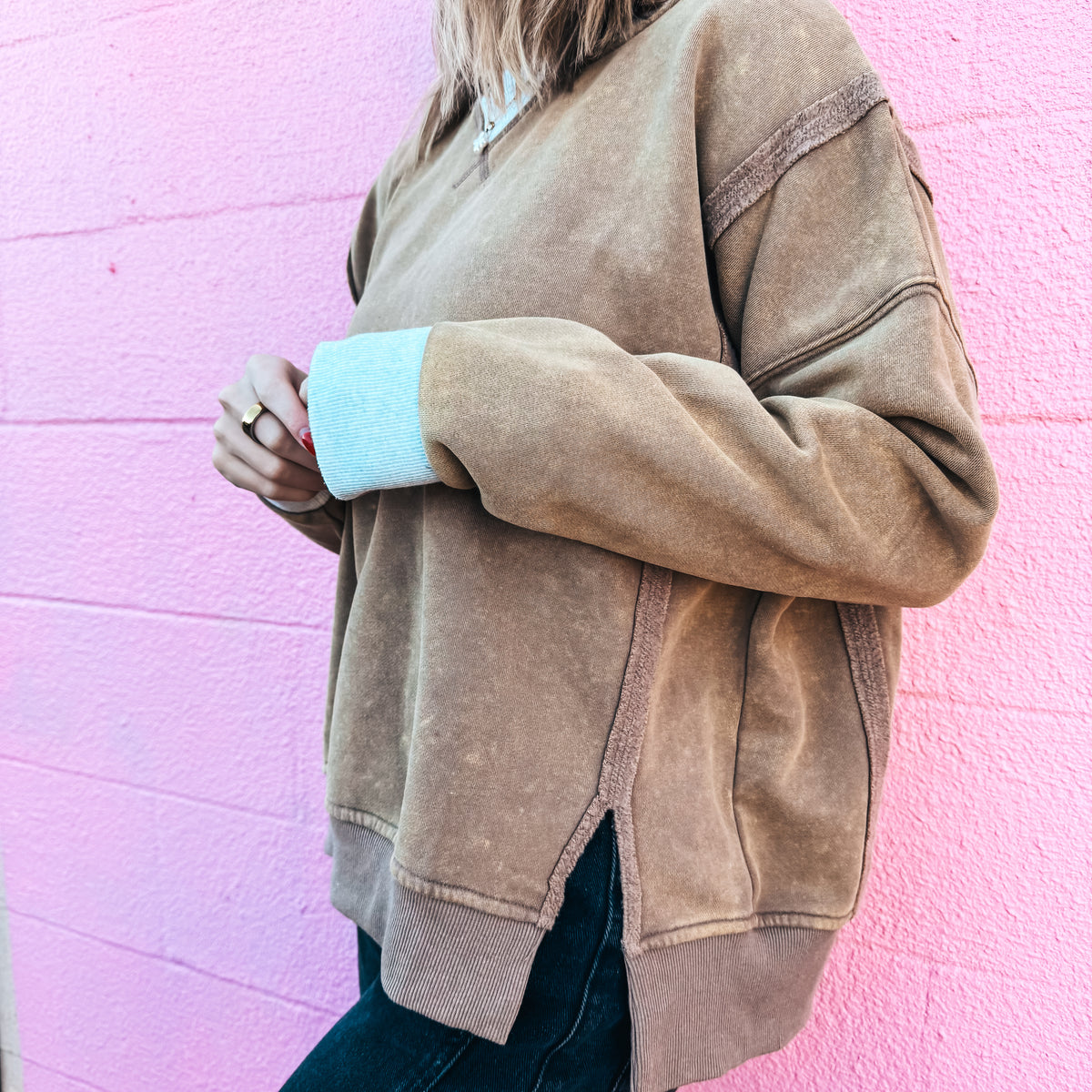 Winter Snow Oversized Sweatshirt - Taupe