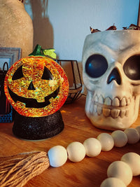 Jack-O-Lantern Glitter Globe